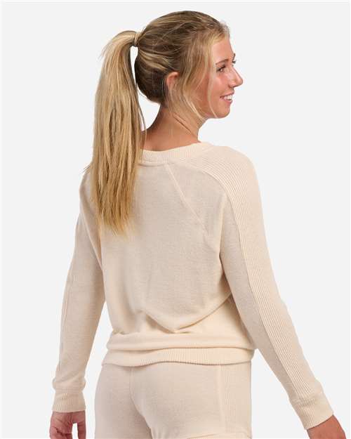 Boxercraft Women's Cuddle V-Neck Pullover BW1201