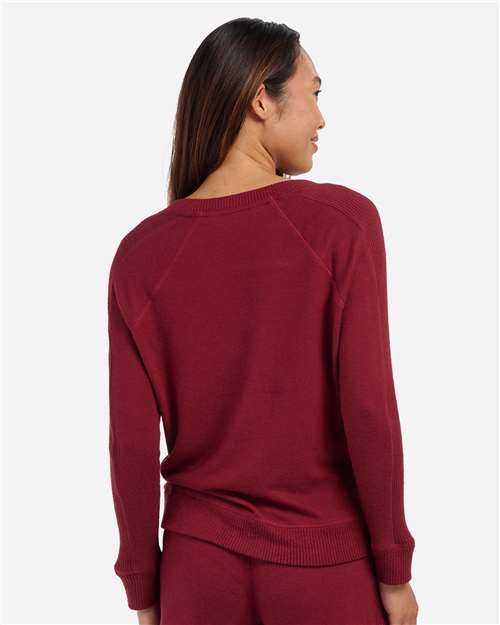 Boxercraft Women's Cuddle V-Neck Pullover BW1201