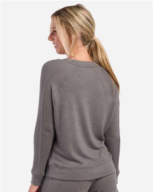 Boxercraft Women's Cuddle V-Neck Pullover BW1201