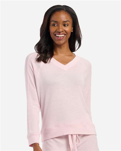 Boxercraft Women's Cuddle V-Neck Pullover BW1201